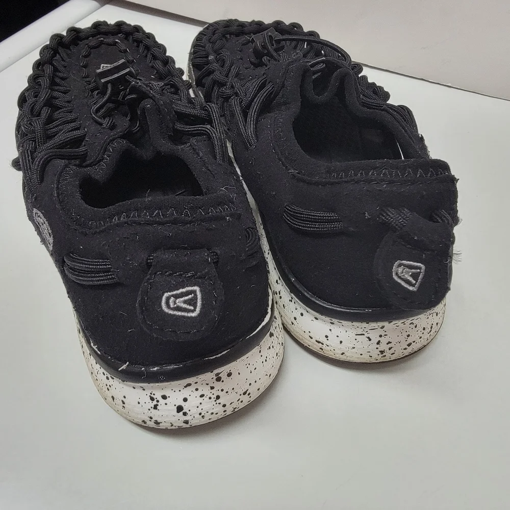 Keen like new 3Y kids